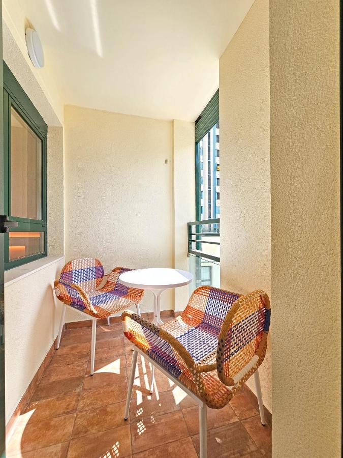 Apartamentos Las Ciencias N Валенсия Экстерьер фото